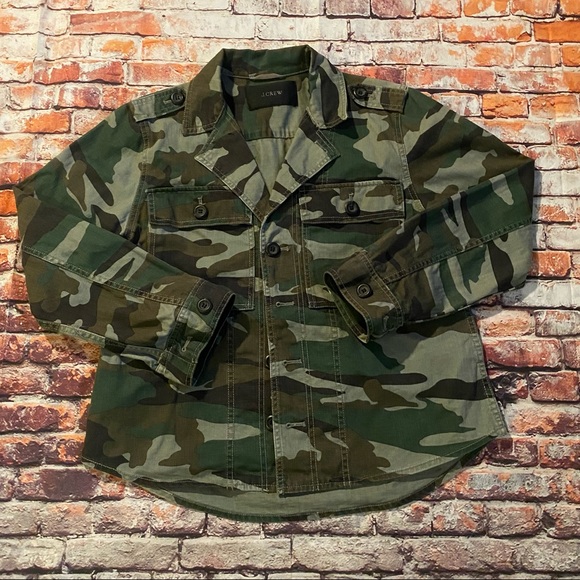 Jcrew women’s size Medium V-neck Button Down Cotton Denim jacket - Picture 1 of 9